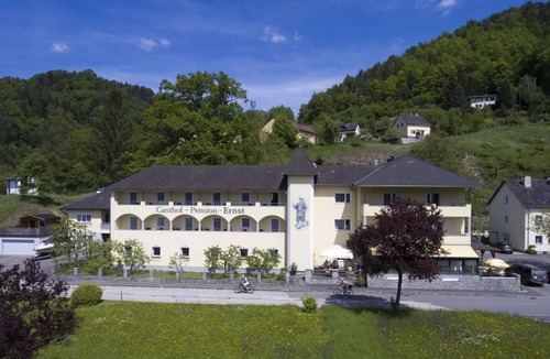 Sankt Martin im Muehlkreis House | Single room, shower, WC, south - Landhotel Gasthof Ernst
