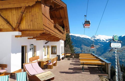Emberg Apartment | Skistadl by Interhome
