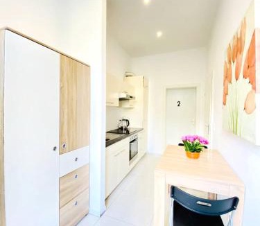 Neulerchenfeld Apartment | Spacious 3BR Apartment next to Wiener Stadthalle G3