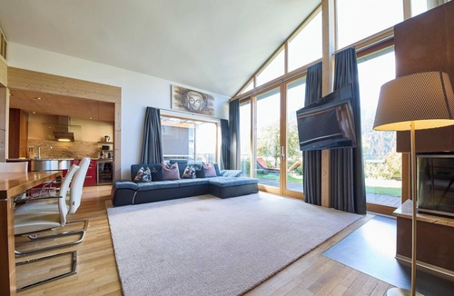 Maishofen Apartment | Spacious 5-bedroom apartment with fitness room, WiFi in wonderful Maishofen