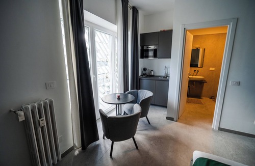 Garbatella Apartment | Spacious room with breakfast included, close to the Colosseum!