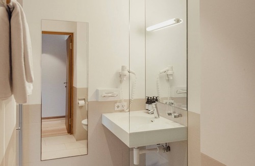 Schoppernau House | Standard double room Nanni (Hotel) - DER*ADLER Schoppernau