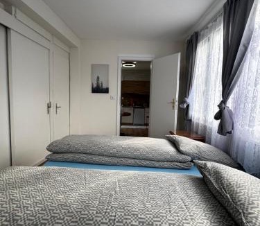 Gwatt Apartment | Studio apartment - Park view - for 2 guests