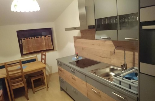 Obervellach Bed & Breakfast | Studio, shower or bath, WC, balcony - Gästehaus Zwischenberger