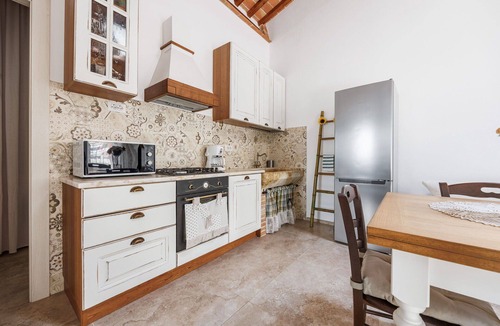 Colle di Val d'Elsa Villa | Stunning private villa with private pool, WIFI, A/C, TV and pets allowed, close to San Gimignano