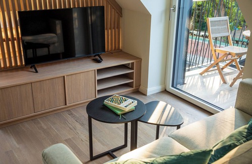 Wahring Apartment | Suite 04 - thoughtfully designed, full of charm with views of the serene garden