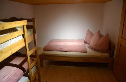 Innerlaterns Apartment | Sunnaschi Appartements - Wohnungen oder gesamt als "Hütte"