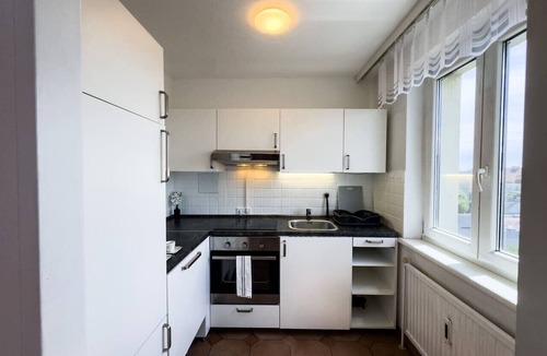Neulerchenfeld Apartment | Sunny studio, 15.min to city center, A/C