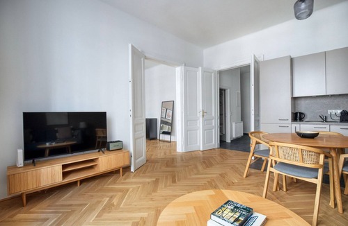Weißgerber Apartment | Superb 2BR in Landstraße U3&U4 Wien Mitte/Shopping Center by Blueground