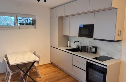 Kaisermuhlen Apartment | Superior apartment - UNO City & Kaiserwasser