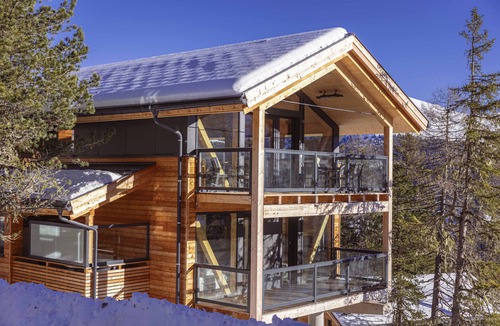 Turracher Hohe Ski Chalet | Superior Chalet # 17 with Sauna & Hot Tub