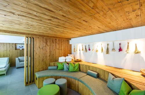 Uebelbach Apartment | Superior room Rosalie with breakfast - Pension Herti