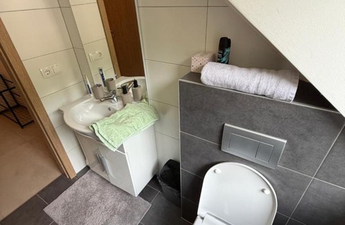 Leoben Apartment | Talblick Apartment Leoben mit Gratis Parkplatz