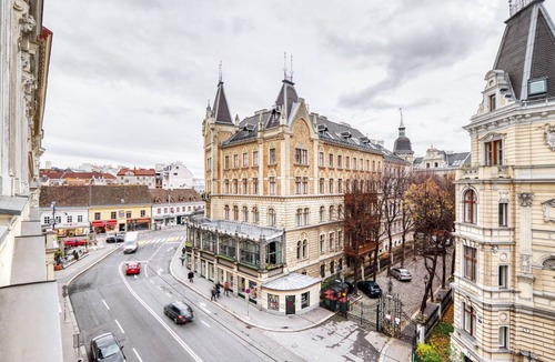 Margareten Apartment | Tasteful Margareten 1BR, Fully Furnished & Equipped, by Blueground