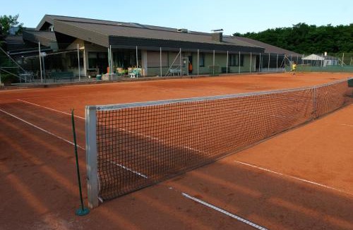 Neudoerfl House | Tennis- und Freizeitzentrum Neudörfl