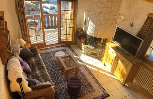 Alpe des Chaux Apartment | The Aigle Royal residence is located next to the Barboleuse gondola which takes you to the Gryon - V