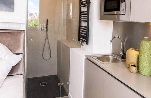 Schmargendorf Apartment | The Faces | Compact Studio | 305