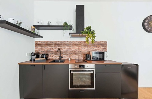 Mariahilf Apartment | The Industrialist – Design Suite in Central Vienna