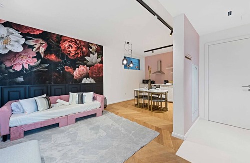 Schottenfeld Apartment | The Royal Hideaway - in the Heart of Vienna