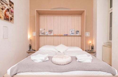 Schottenfeld Apartment | Tiny Hideaway