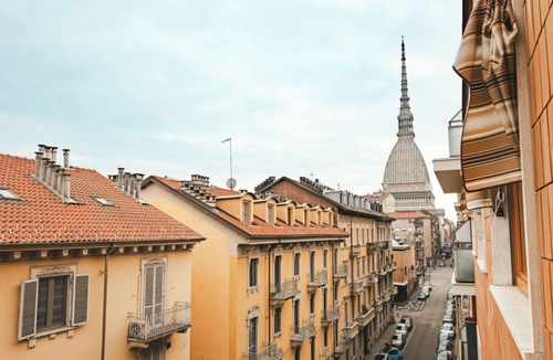 Vanchiglia Apartment | Torino Centro, La Mole House