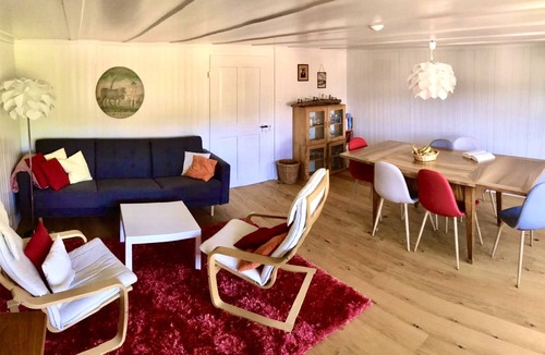 Gais Apartment | Traditionelle Appenzeller Wohnung mit Garten und Spielplatz