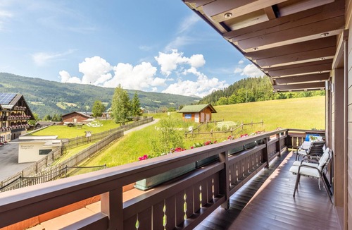Radstadt Apartment | Triple Room with Mountain View, Shared Pool and Wi-Fi