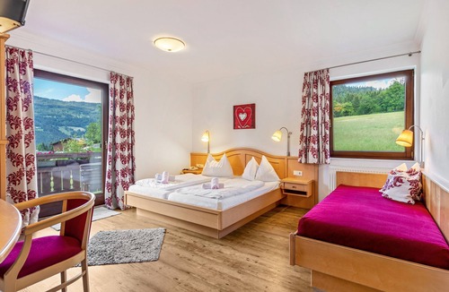 Radstadt Apartment | Triple Room with Mountain View, Shared Pool and Wi-Fi