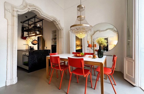 Centro Storico Apartment | Two Chicks 2 private suites · 1 designer townhouse · 4+2 guests