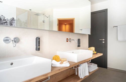 Gaschurn Apartment | Vacation apartment/apartment for 6 guests with 90m² in Gaschurn (51963)