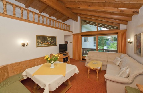 Oberndorf bei Kitzbuhel Apartment | Vacation apartment "HAHNENKAMM" in the ski area, hiking paradise