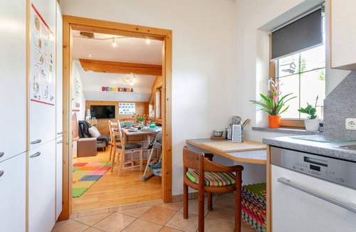 Moosen Apartment | Vacation apartment with a wide view & garden