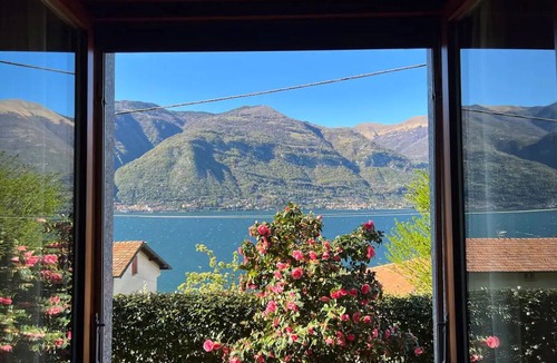 Lezzeno House | Vacation Home “Charming House on the Lake” with stunning Lake View