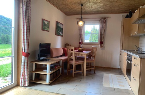 Krakauhintermuehlen Apartment | Vacation home in green Styria