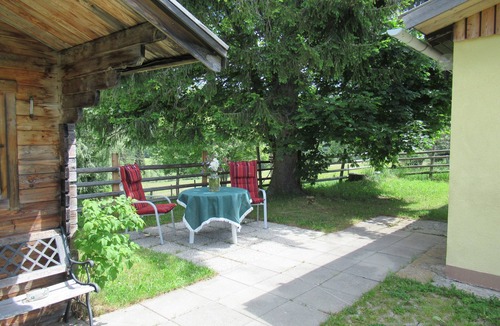 Krakauhintermuehlen Apartment | Vacation home in green Styria