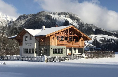Pichl-Preunegg House | Vacation home "Zirbe" - Heisshof