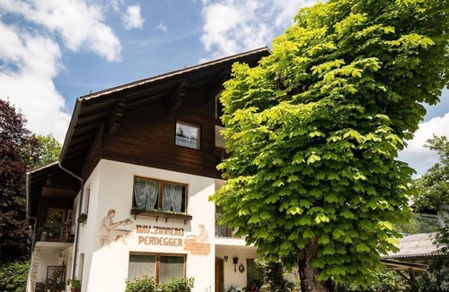 Hinterstoder Apartment | Vacation Rental 5/2 Bedrooms/Shower, Bathroom, Toilet - Pernegger Vacation Home