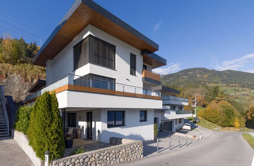Emberg Apartment | Van's Place - Luxury Apartment in Kaltenbach