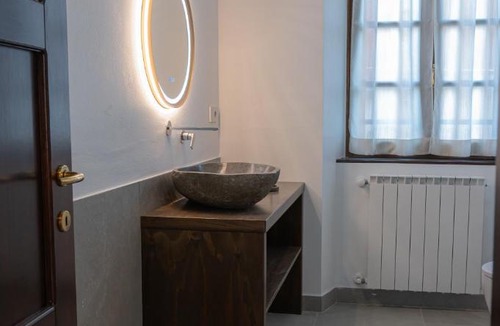 Ispra Apartment | Venus