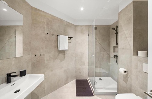 Althangrund Apartment | VibeStudio B4 - Central Vienna 1090 - 50m2 - Self Check-In - AC
