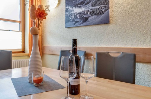 Fiss Apartment | Vibrant Apartment near Ski Area in Fiss