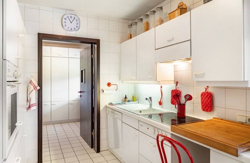 Seefeld in Tirol Villa | Villa “Mona Lisa” with Mountain Views, Private Terrace, and Wi-Fi