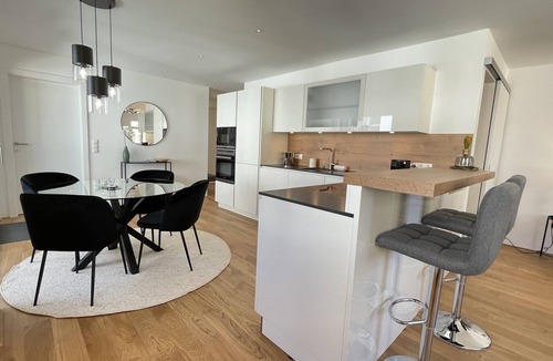 Bregenz Apartment | VINCENT Apartment in Bregenz with Parking