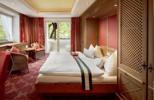 Muhlbach im Pinzgau Hotel | Wanderhotel Kirchner