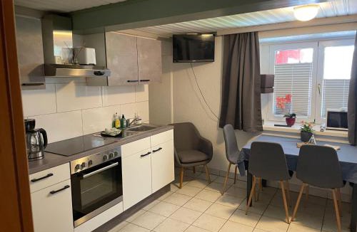 Stall Apartment | Wasserfall