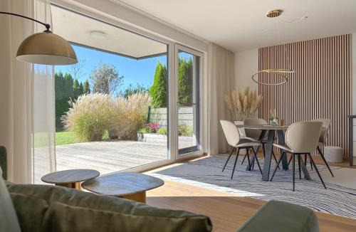 Seekirchen am Wallersee Apartment | "Wiesenblick" - Premium Apartments Seekirchen, mit Garten