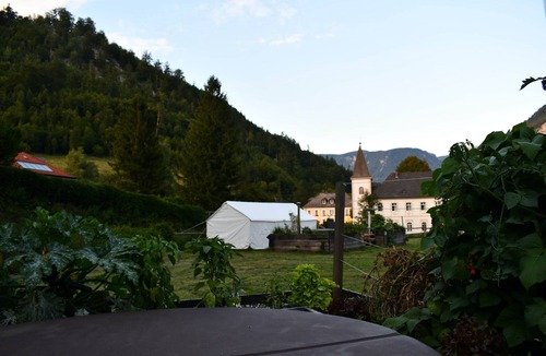 Schwarzau im Gebirge House | Wild Glamping in the Vienna Alps - “Mürzsteger Alps”