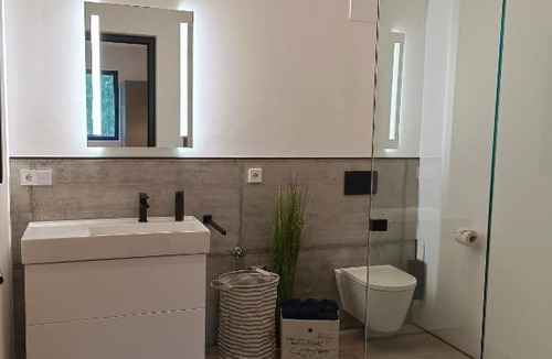 Hof bei Salzburg Apartment | Wohlfühl-Ferienwohnung "Igelnest"