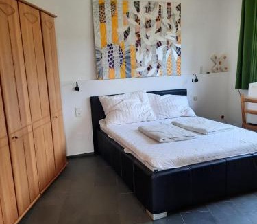 Pitten Apartment | Wohnung in einer kleinen Burg