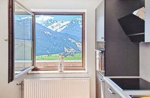 Mittersill Villa | Wonderful private villa for 12 people with WIFI, TV, balcony and panoramic view